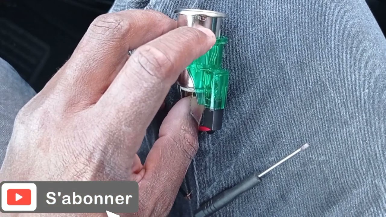 COMMENT REMPLACÉ UN ALLUME CIGARE DE VOITURE - YouTube