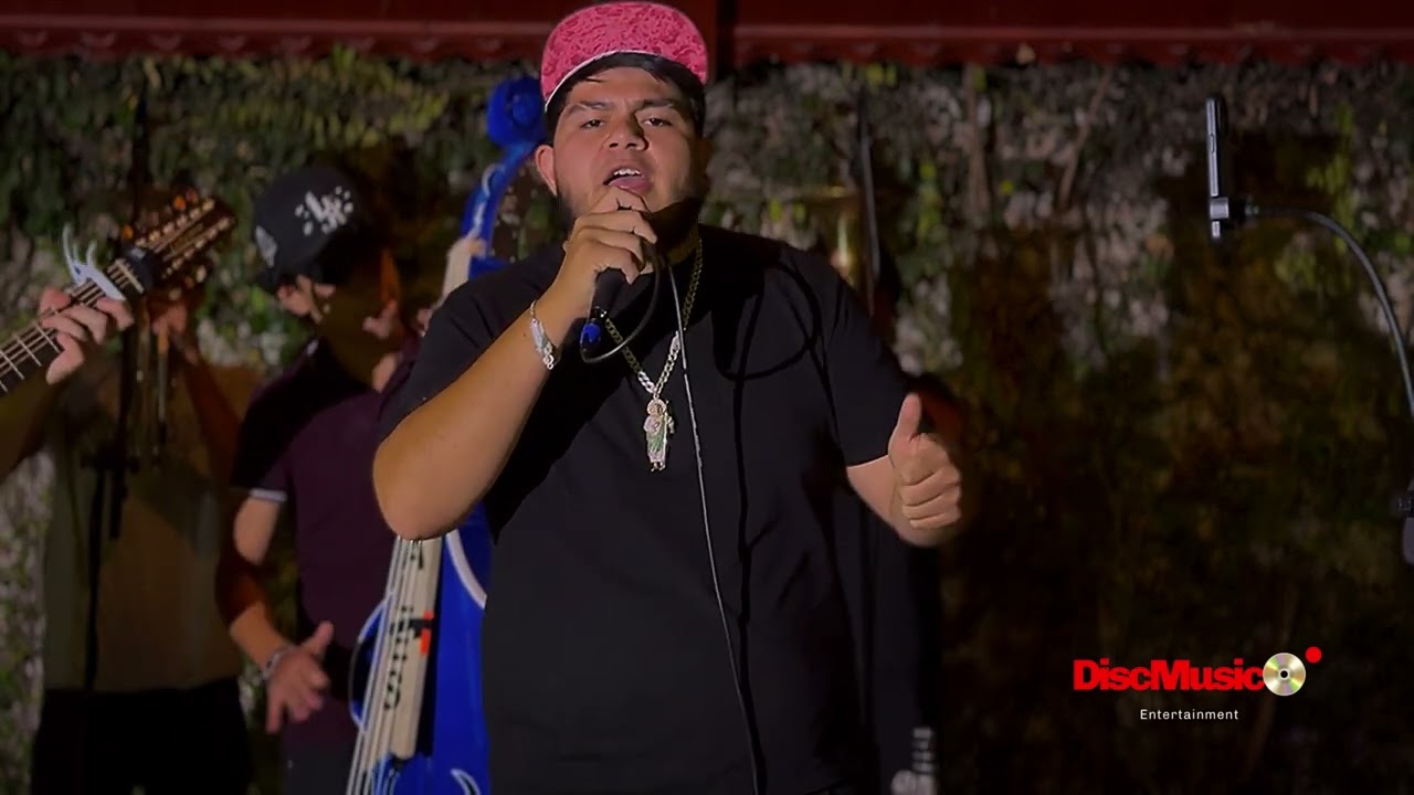Casco negro (en vivo) - video