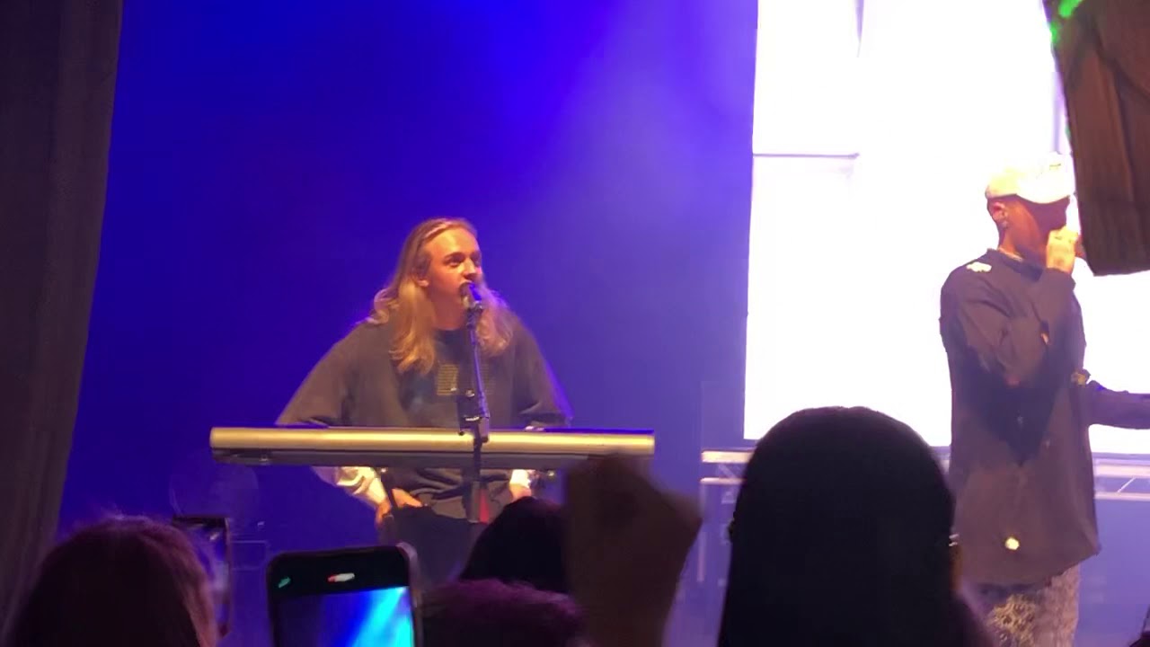 Roadtrip || Dont Hurt Yourself Shepherds Bush London 01/03/2020