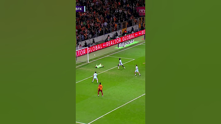 👀 Galatasaray - Başakşehir Maçında İnanılmaz Pozisyon! #shorts #galatasaray #başakşehir
