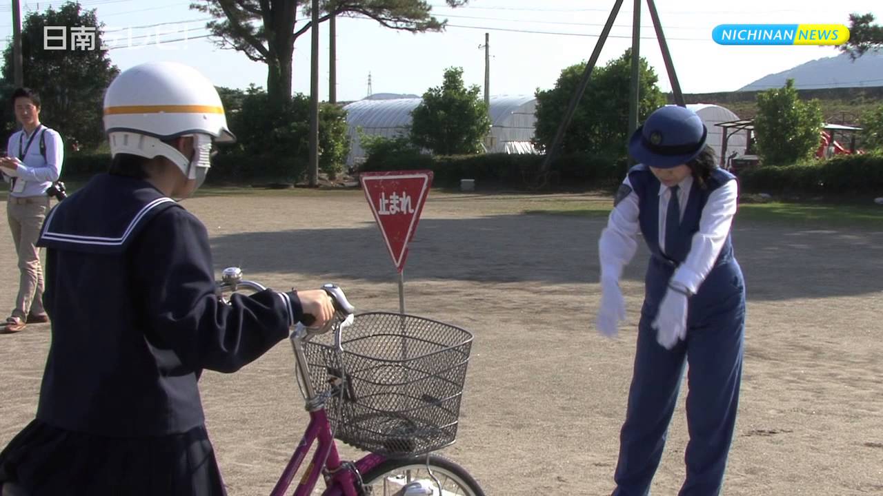 中学生が自転車交通安全教室 宮崎県日南市 Youtube