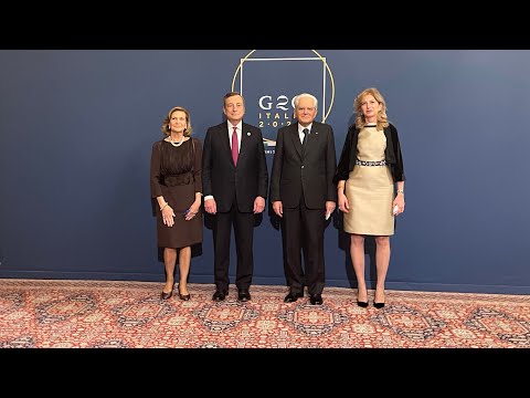 Incontro e foto di rito del Presidente Mattarella con i componenti G 20