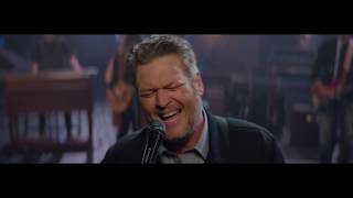 Chords for Blake Shelton - God’s Country (Live from The Soundstage Sessions)