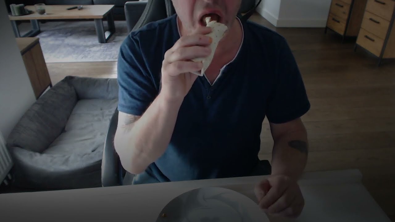 ASMR EATING TURKISH PIZZA🍕 WHISPERING & CHEWING MOUTH SOUNDS