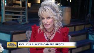 Country singer shares makeup secrets