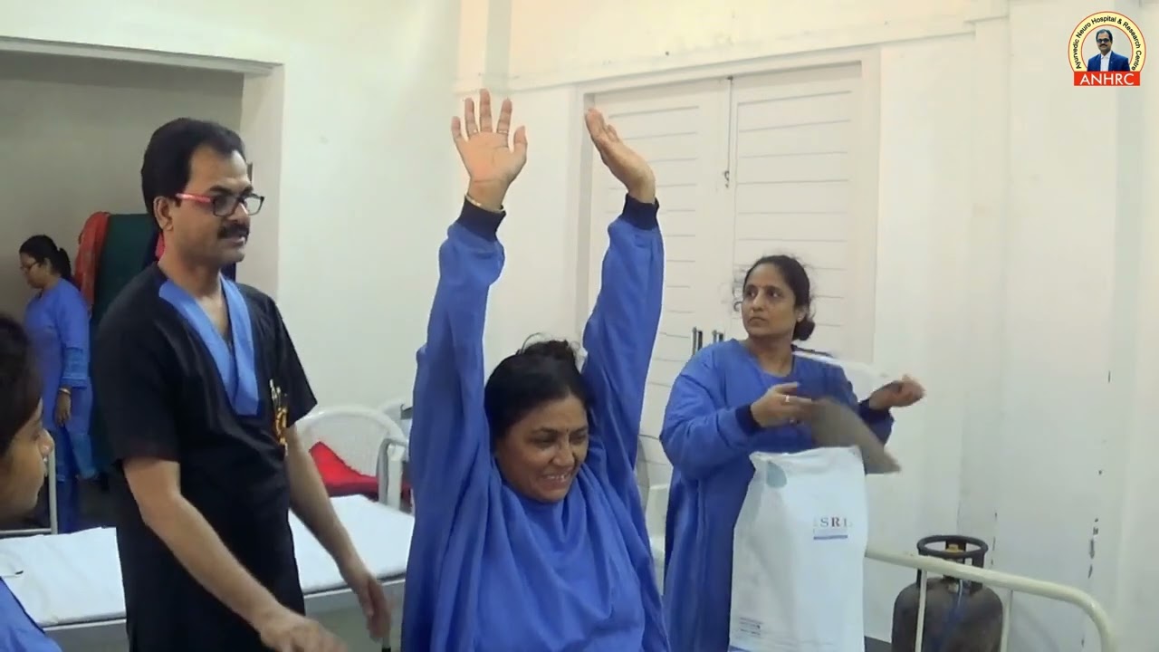 FROZEN SHOULDER PATIENT #frozenshoulder #ayurvedicneurotherapy #drmanojsharma #ayurvedictreatment