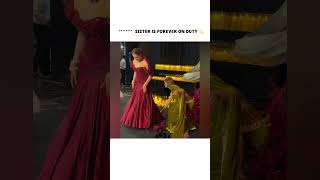 Kriti Sanon Loving Gesture