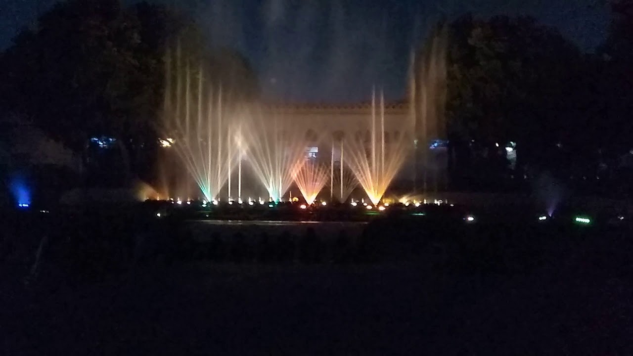 Musical Dancing Fountain with Laser Show at Kankaria Lake Ahmedabad