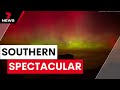 Melbourne stargazers lap up a kaleidoscope of colour in the night sky | 7 News Australia