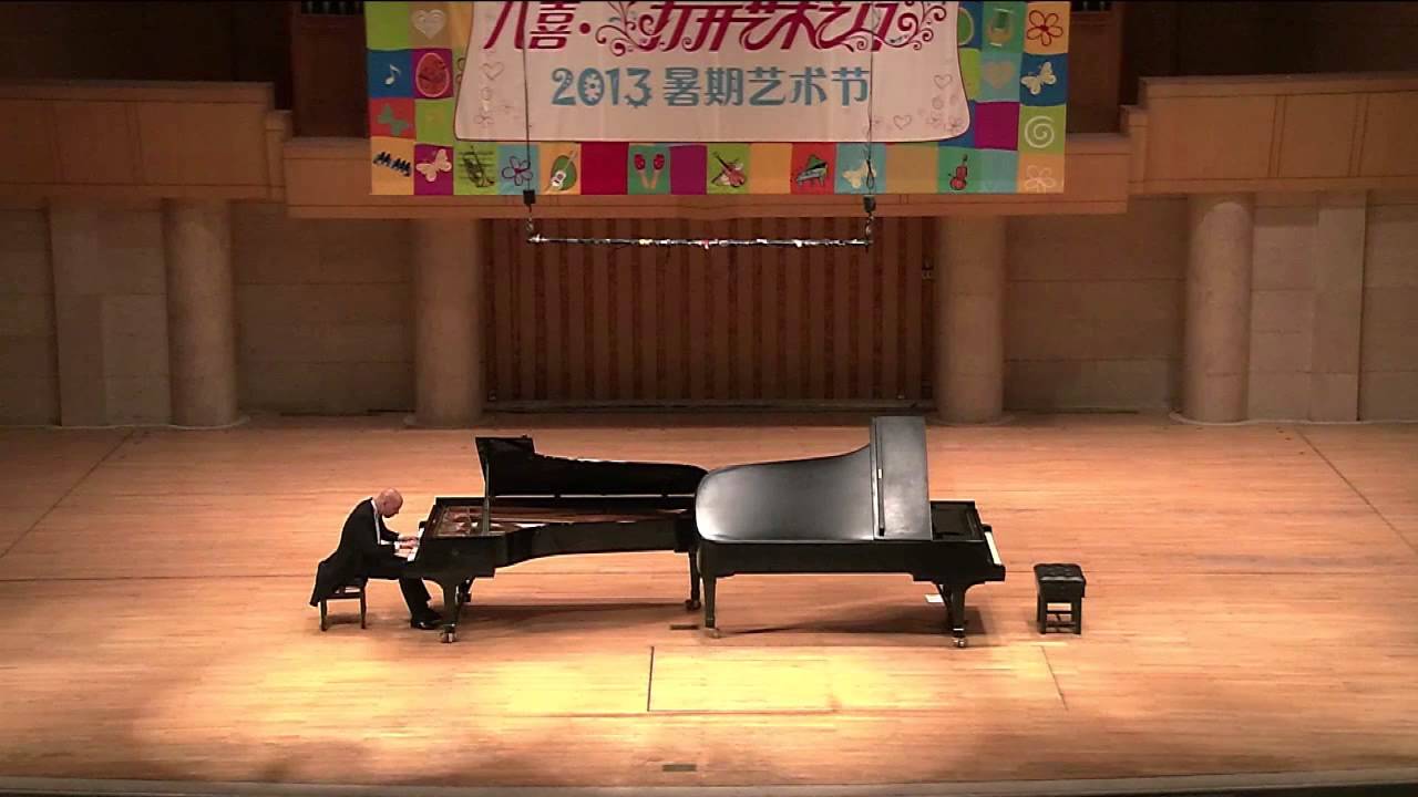 Gil Shohat - Live Concert -  Modest Mussorgsky Pictures at an Exhibition (Shohat)
