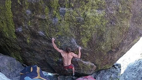 FrictionLabs Athlete Matt Fultz fires off Jade, V1...