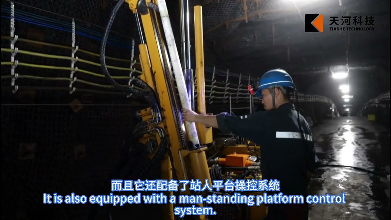 Pneumatic Explosive Charging Vehicle (Mine-Use Crawler Material Propulsion Vehicle)