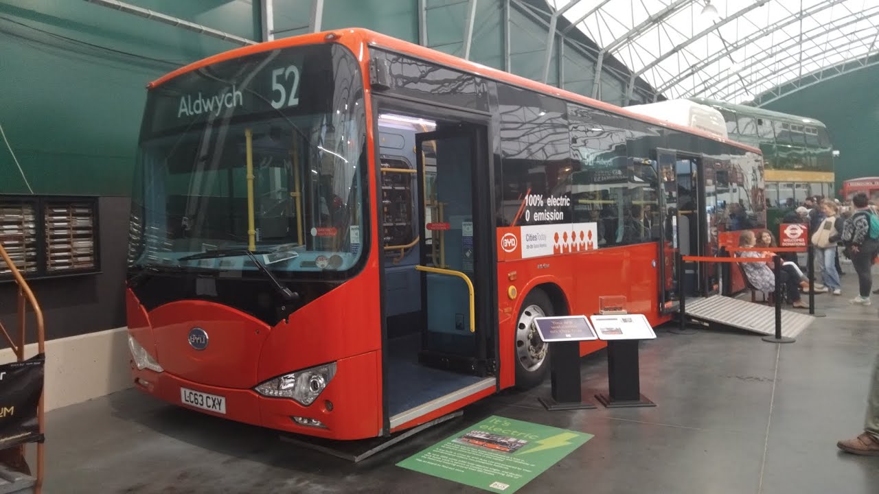 (2.6K Subs + TransportFest) - GAL - BYD Electric K9E - EB2 - LX63CXY - on Route 521 - 19/10/2025