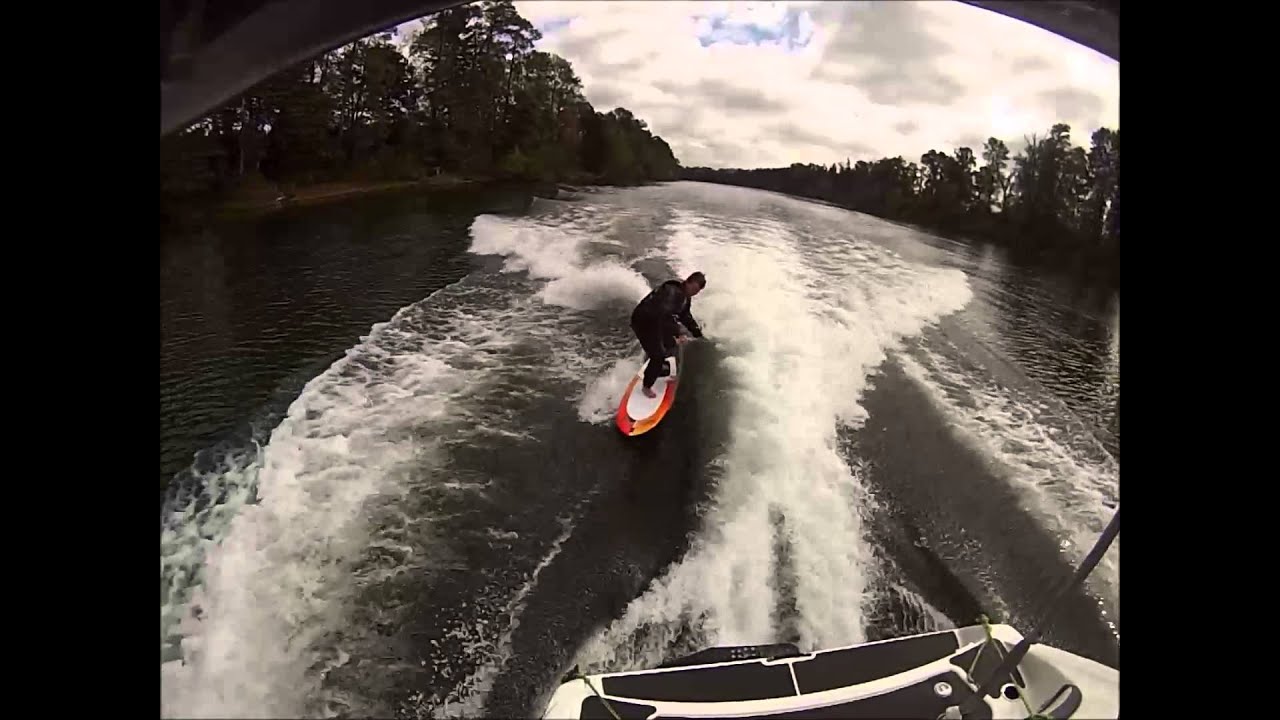 212X Yamaha surfing - Bobbie