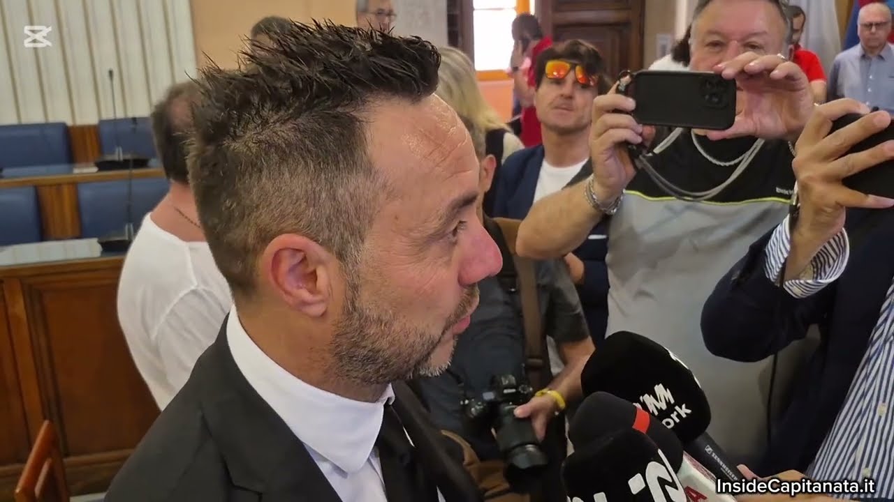 Cittadinanza onoraria a Roberto De Zerbi: Foggia abbraccia il suo mister