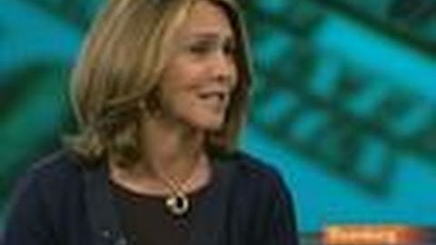 Wright-Violich Says 65% of Americans Support Charities