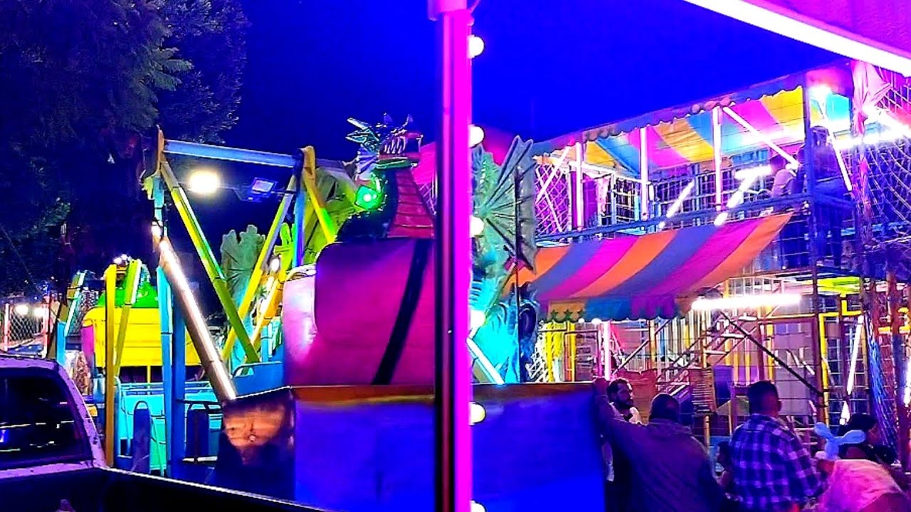 💥 Recorriendo la feria en la calle 20 de Noviembre por la noche 🎠