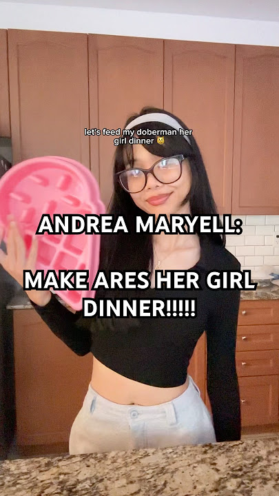 UGH THOSE EGGSHELLS 😭 #dogshorts  #doberman #dogfeeding #dogfood