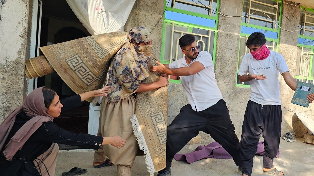 ⚠️ Crushing taxes; the Khan ruined the people; Esmaeil was furious!