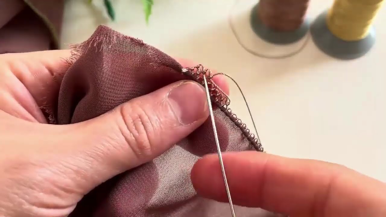 Transform an old piece of cloth like this.