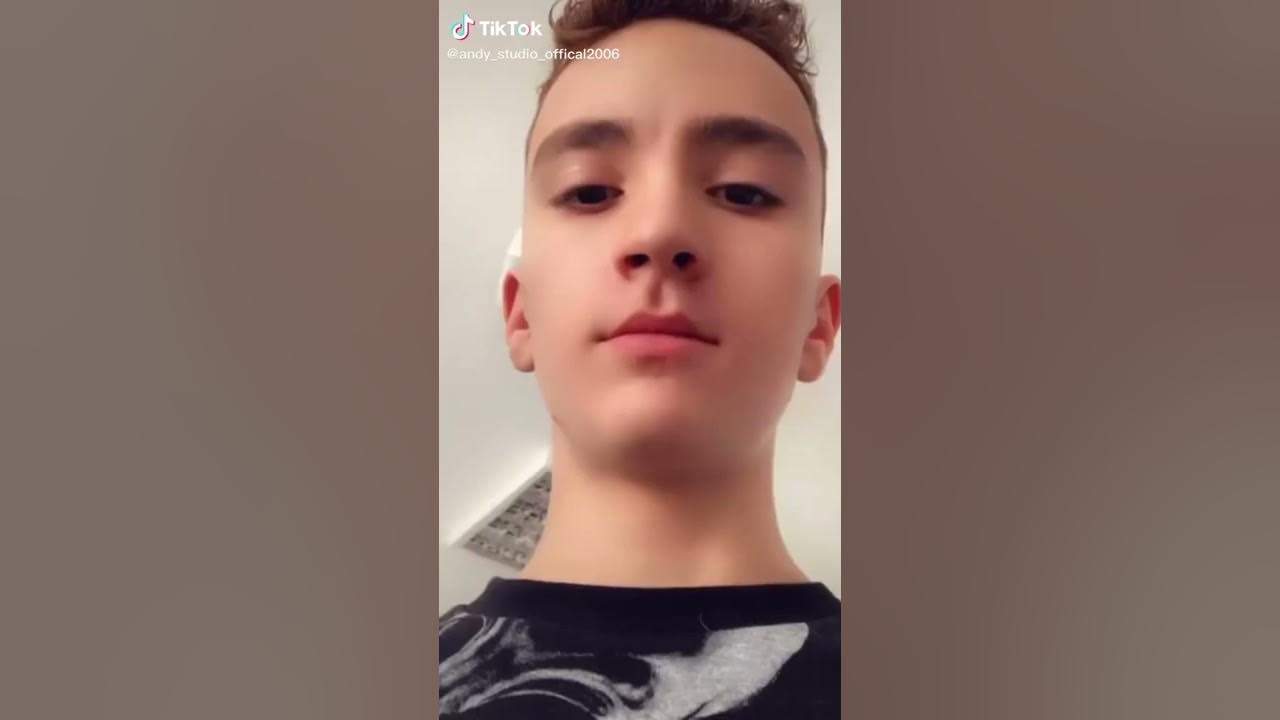 Анди Студио е кон! - YouTube