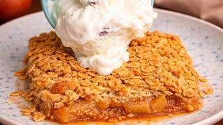 Apple Cake in 5 Minutes! No Sugar, No Dough, No Eggs! So Soft It Melts in Your Mouth!