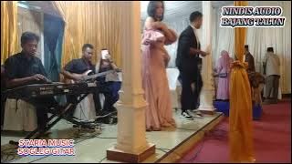 selendang biru RISA RISMANDA