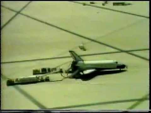 Space Shuttle Columbia 1. Landung 1981 / first landing (5/8) - YouTube