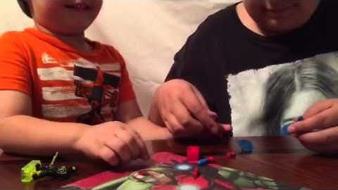 Marvel series 1 mega blocks blind bag