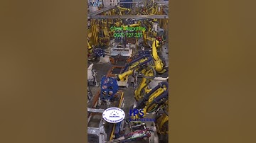 Robot tự động hóa trong nhà máy ô tô