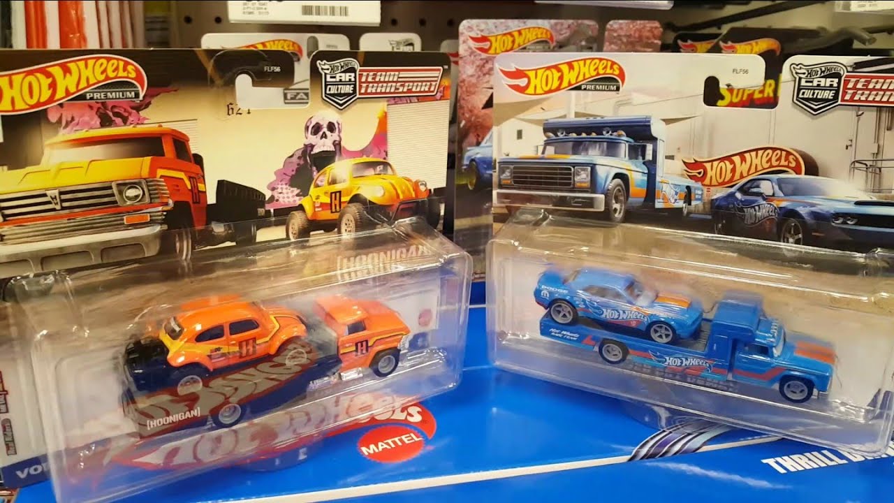 Hot wheels hunt. Стеллажи hot Wheels для Team transoprt.