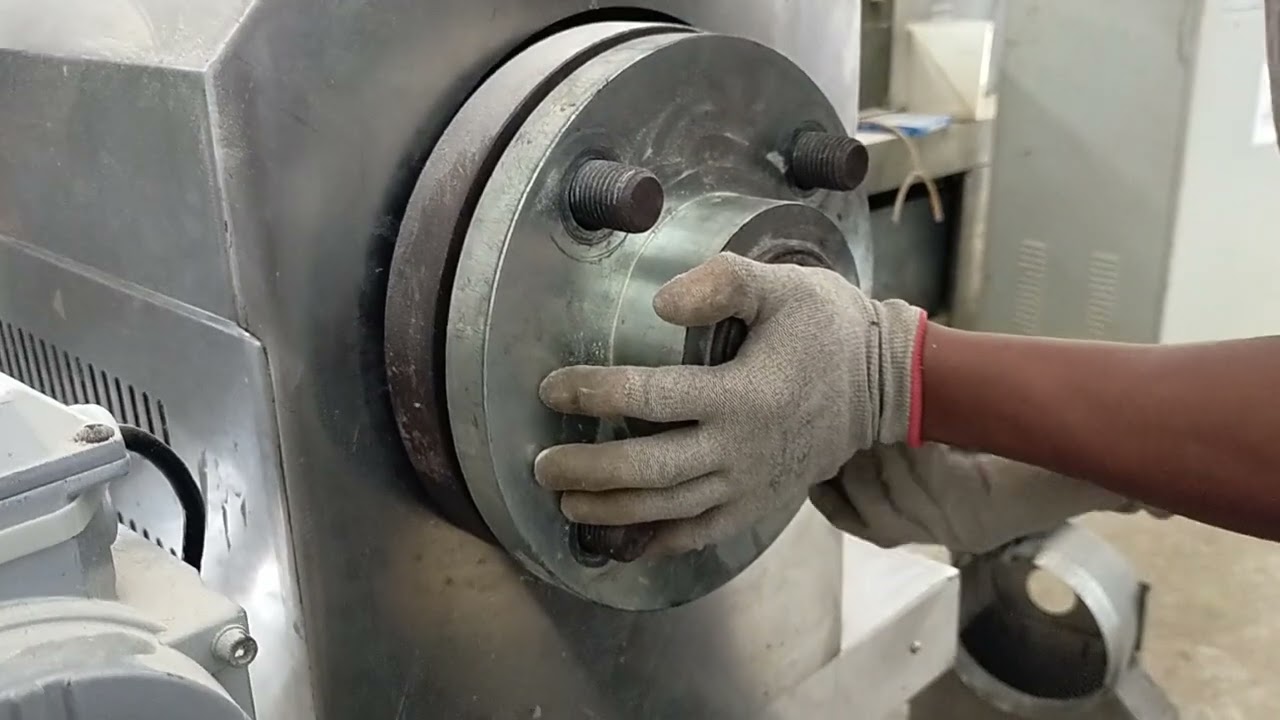 Mesin Pakan extruder TSE 65 dan cara pengoperasionalanya.