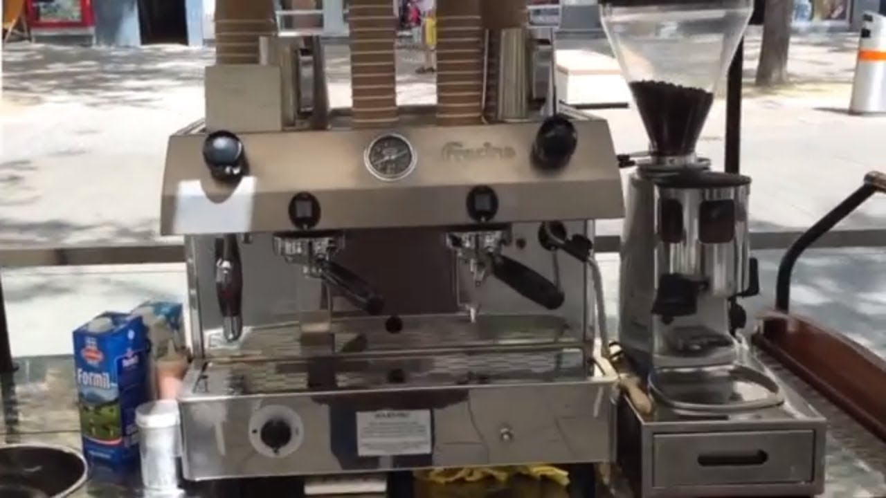 Maquina de café a Gas Dual Fuel Coffee bike Contempo Fracino - YouTube