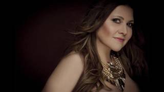 Ilona Csáková & Grajcar - Sway