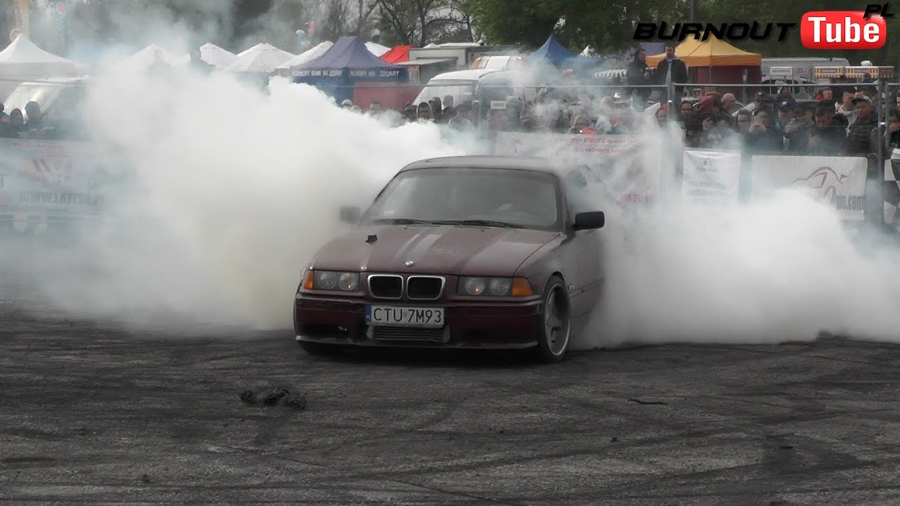 Palenie gumy BMW E36 320 Turbo "CHMUR" Majówka z BMW