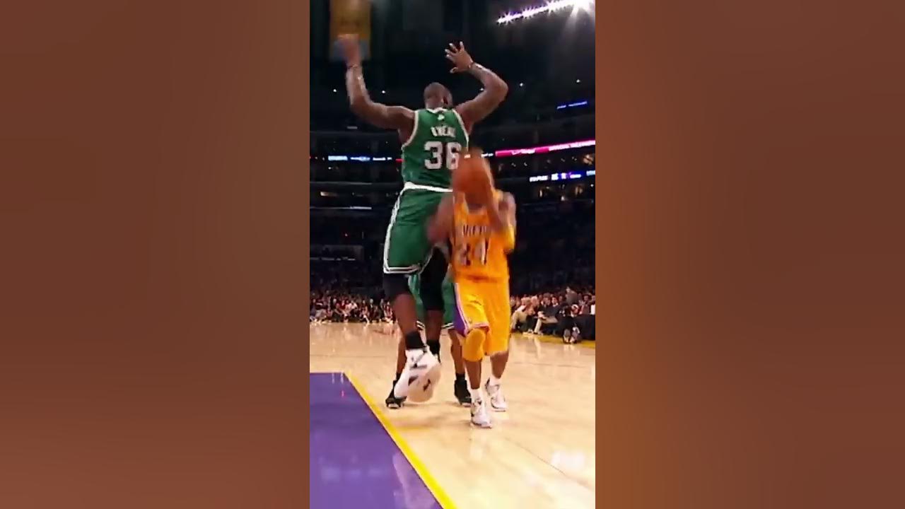 Kobe's revenge on Shaq 😁 #shorts