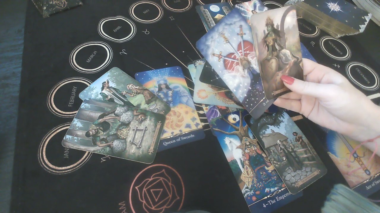 LEO: "YOU ARE THEIR IDEAL PARTNER, BUT THINGS ARE COMPLICATED" APRIL 19-25th.