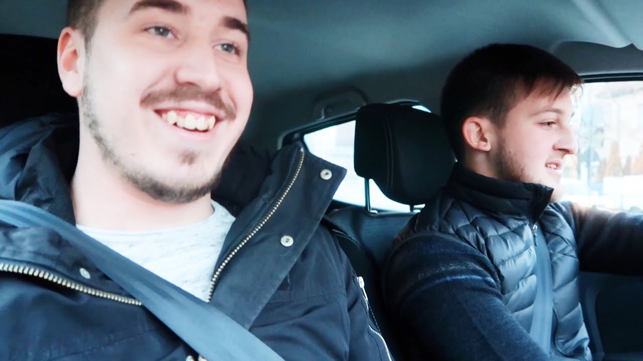 CAR VLOG CU Lectură DeLaA-LaZ ŞI Bercea vlogs in spanish