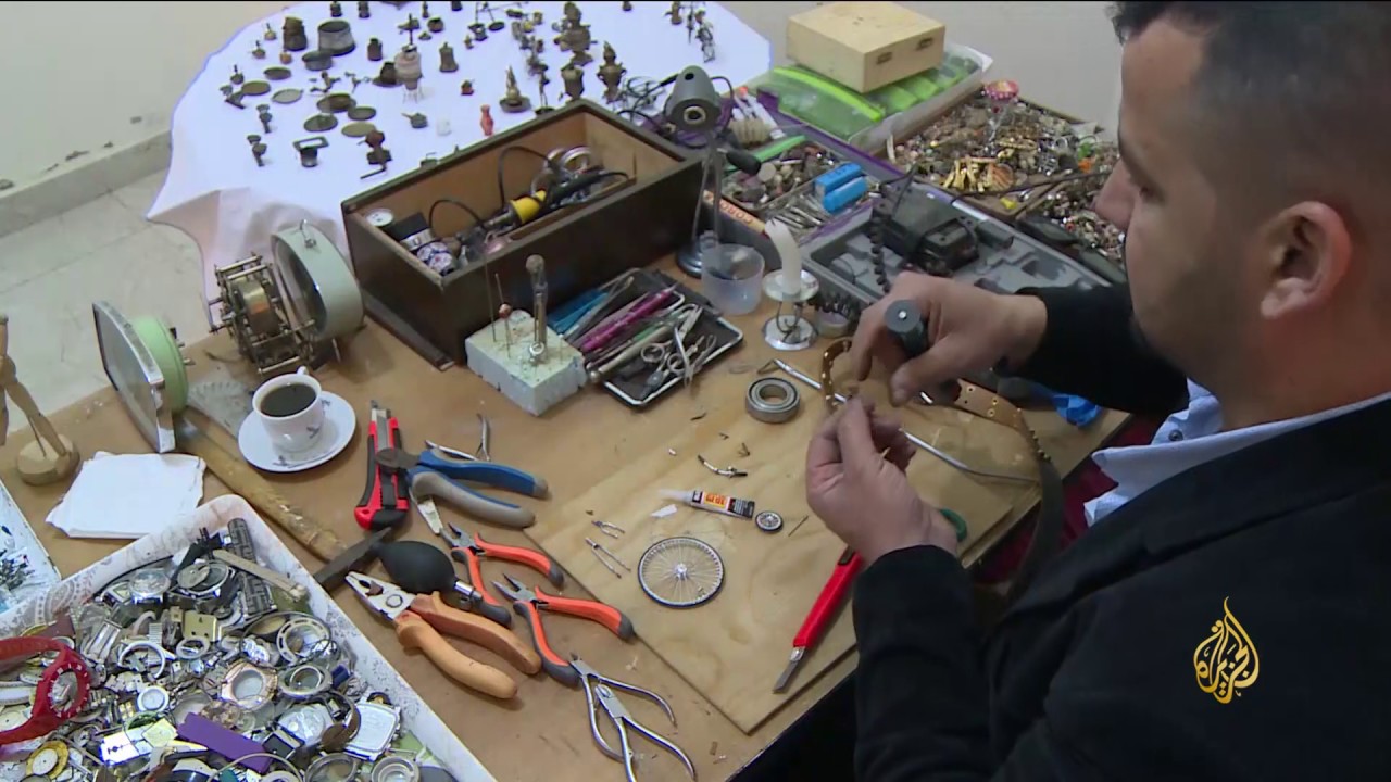 هذا الصباح- لاجئ سوري بلبنان يحول الخردة لتحف فنية