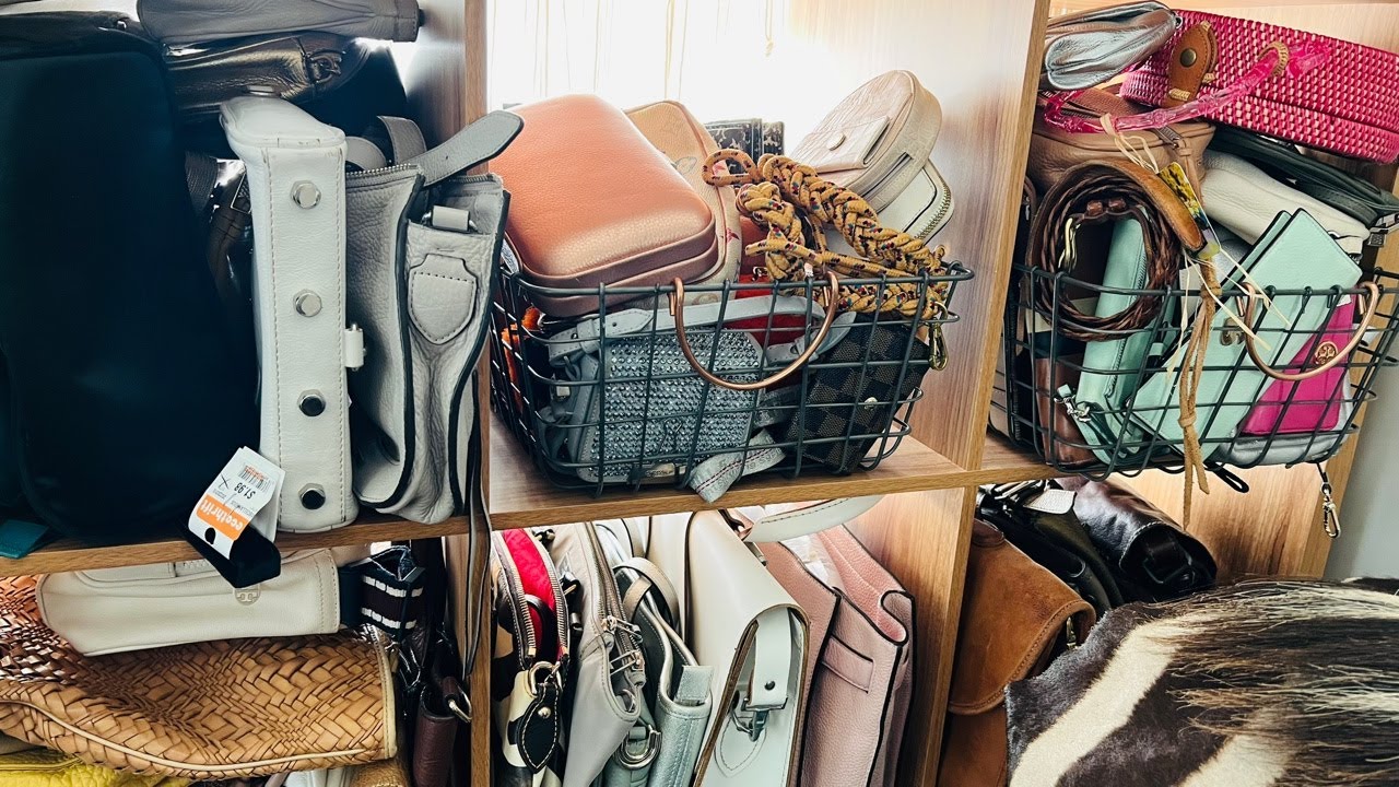 Monday Funday Live Sale! Hangout & Backyard Updates