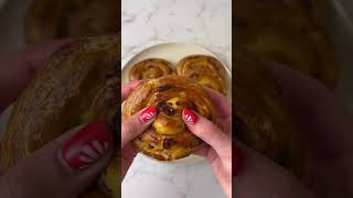 Vegan Pain Aux Raisin