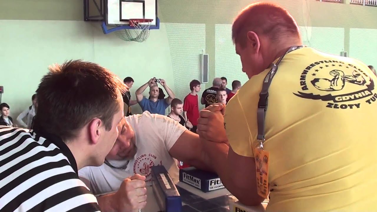 Polish National Armwrestling Championships 2011 / left/ - IGOR MAZURENKO (1)