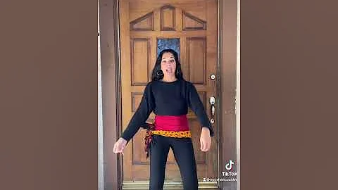 Viral “Hips Don’t Lie” TikTok Dance Tutorial