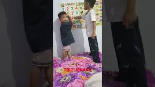 Download Lagu BELAJAR ANGKA BERSAMA TRIO JENAKA#shorts #shots #shot #short #shortfeed #shortsfee #monkey MP3