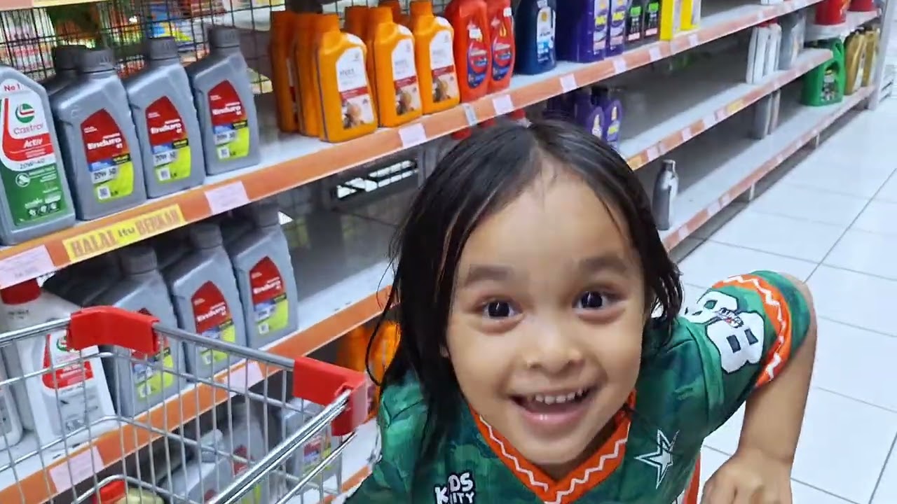 Pertama kali jalan jalan belanja di Tokma Tanjungsari Sumedang #Tokma #Tanjungsari #Sumedang