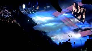 Usher - There goes my Baby - Live in Hamburg