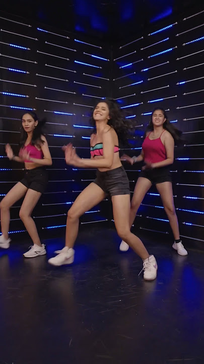 Kala Chashma x Sheila Ki Jawani | Nidhi Kumar Dance | #shorts #viral #dance