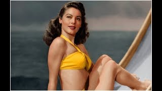 10 Beautiful Golden Age Actresses