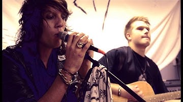 Scratch - Wild Child (Acoustic Live Music Video)