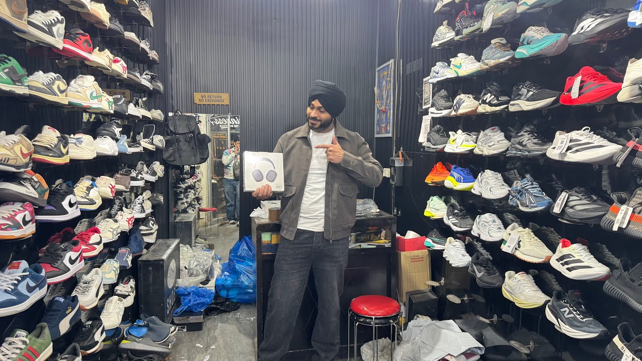 Biggest Shoe Sale is Live 😱॥ Top Quality Shoe Sale ॥ Branded Shoe Market ॥ Cheapest Shoe Market 😱🇮🇳